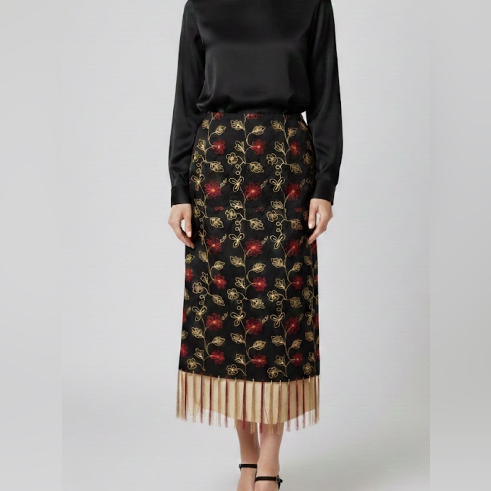 Silkland 100% pure silk maxi skirt Size 16 Black, red and gold, retro, elegant